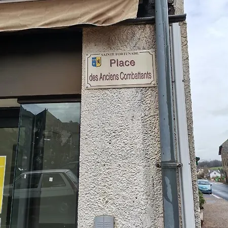 Maison De Bourg *